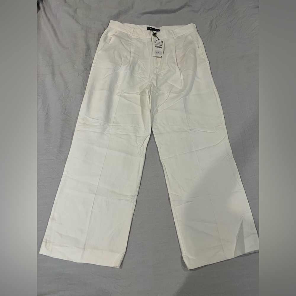 ZARA white linen blend trousers. Brand new never worn tags on! XXL, runs large.